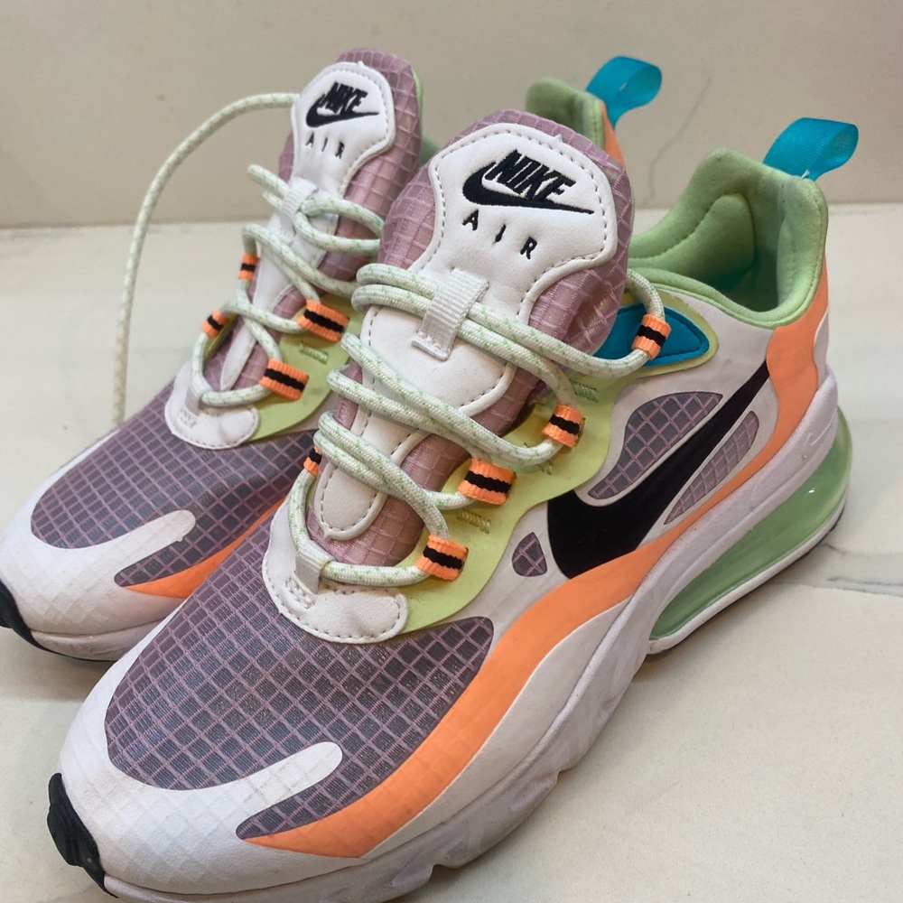 Nike  Air Max 270 React Sneaker - White/Coral/Teal US6.5 women excellent